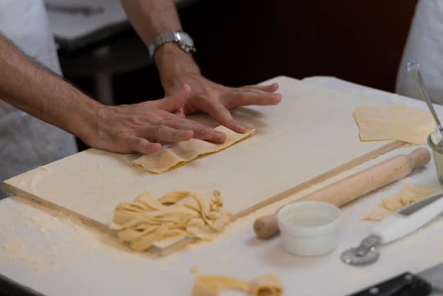 Top Class of Ravioli, Fettuccine and Tiramisu Workshop in Rome