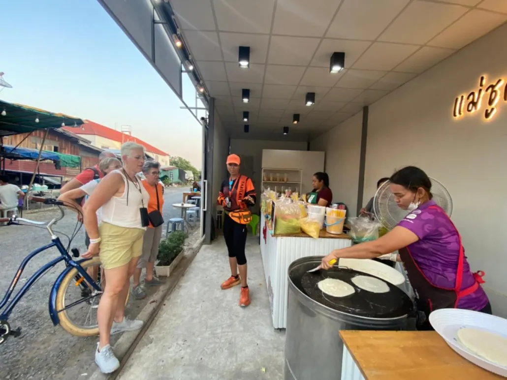 Ayutthaya Sunset Ride - Cycling through the ancient capital during sun