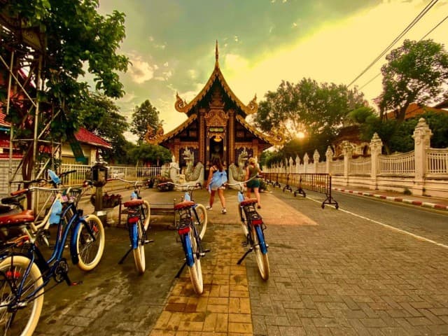 Chiang Mai Sunset Foodie ride
