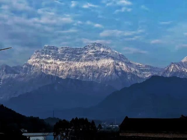 Mt. Emei & Monastery Culture 2 Days Tour | Sichuan