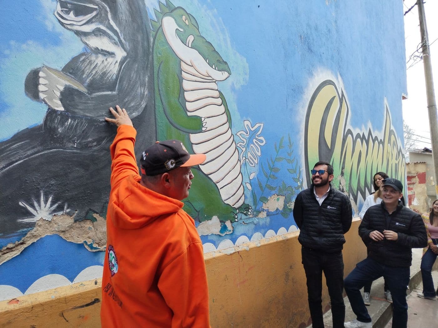 Breaking borders - Social Impact Graffiti tour | Bogotá