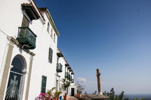 Cartagena City Tour with San Felipe Castle and La Popa Convent