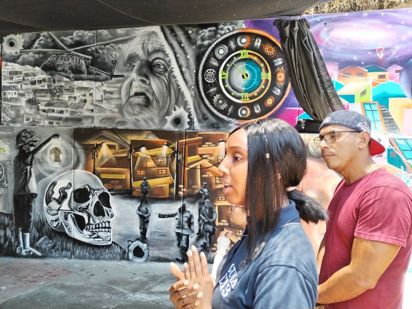 Comuna 13 Struggle and Splendor with public transportation | Medellín, Colombia