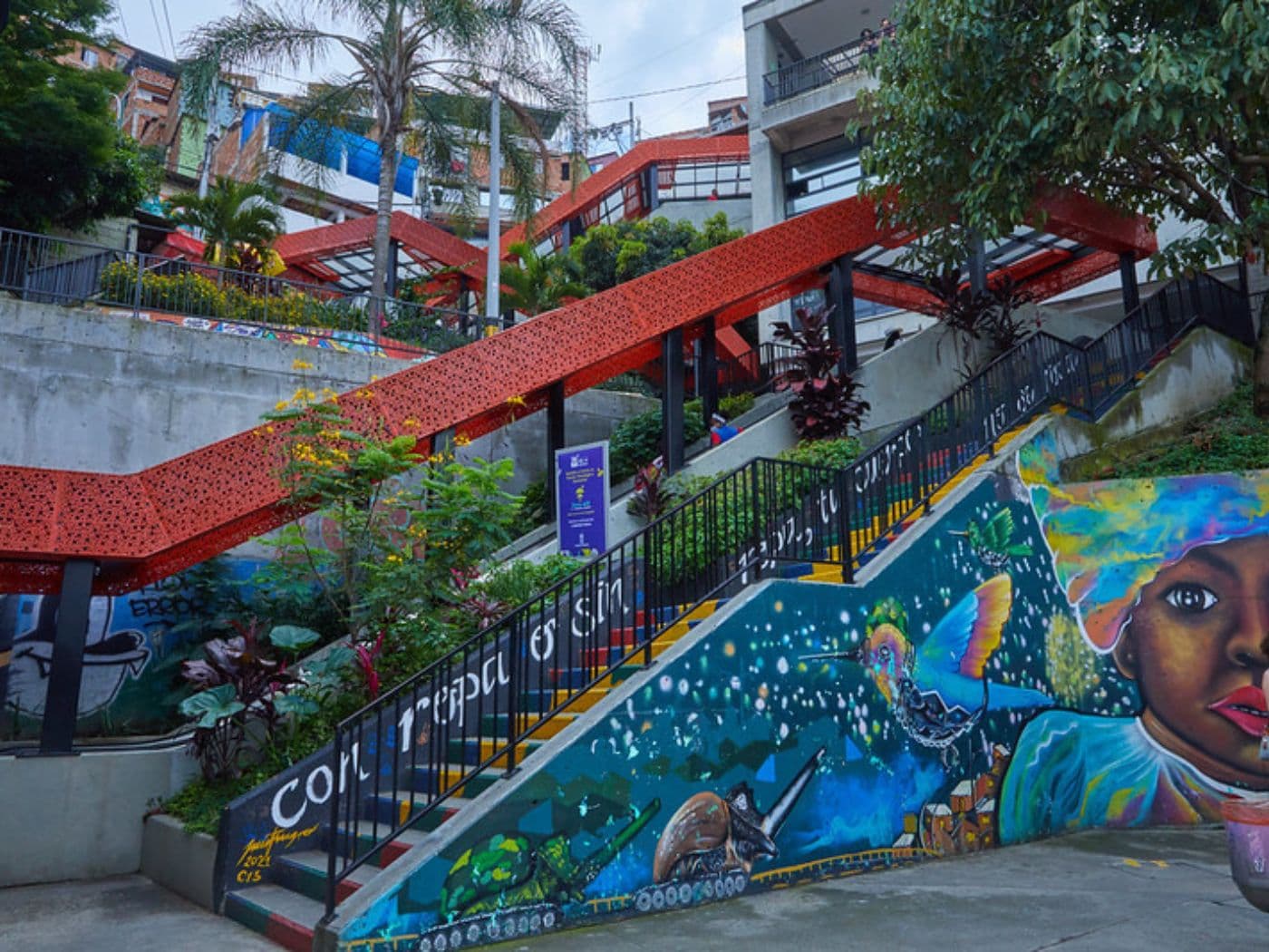 Comuna 13 Struggle and Splendor with public transportation | Medellín, Colombia