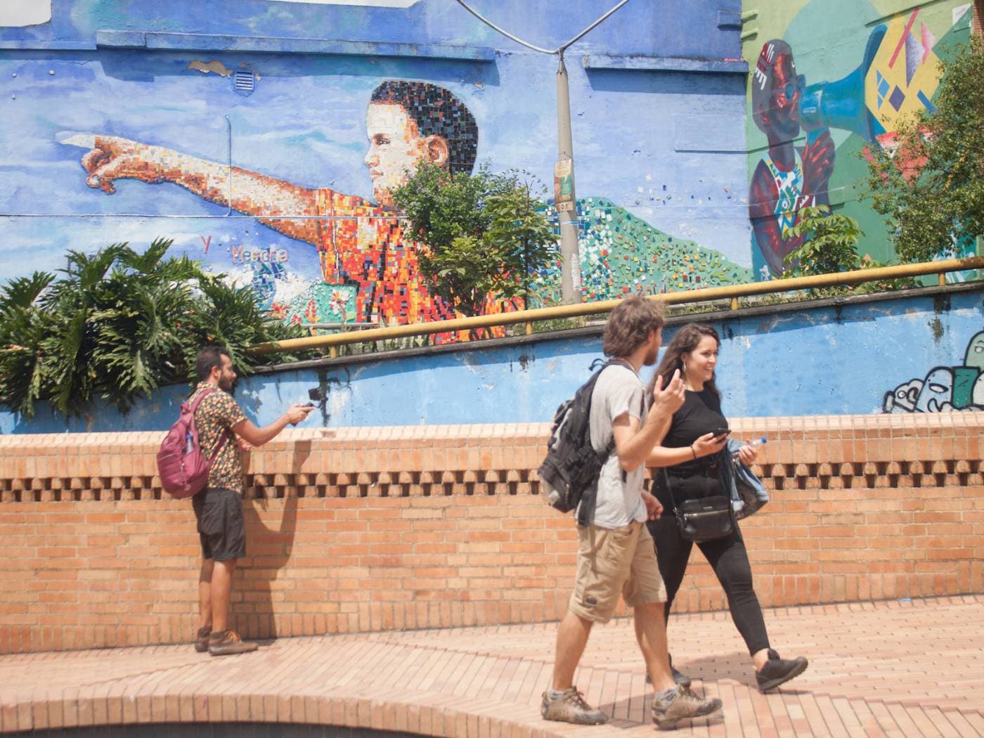 Moravia’s blooming, lunch with locals and capoeira experience | Medellín, Colombia