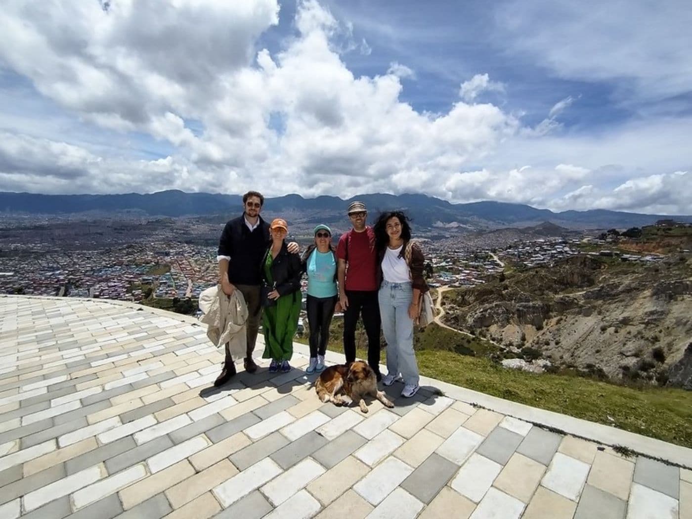 Urban Canvas: The Ciudad Bolívar Experience with silk-screen printing | Bogotá