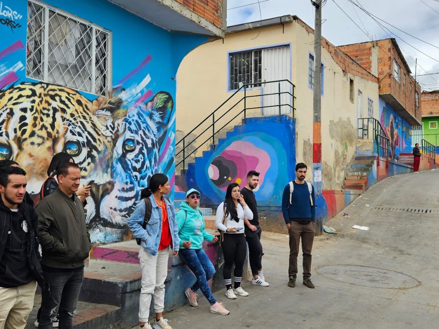 Urban Canvas: The Ciudad Bolívar Experience with silk-screen printing | Bogotá