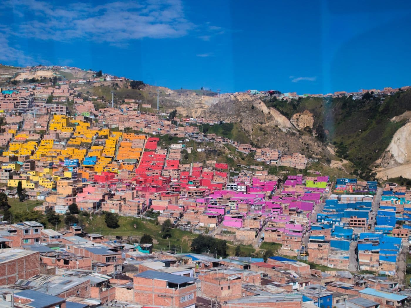 Urban Canvas: The Ciudad Bolívar Experience with silk-screen printing | Bogotá