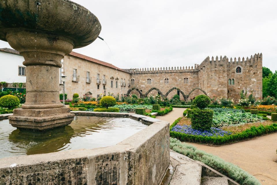 Best of Braga and Guimarães Day Trip from Porto