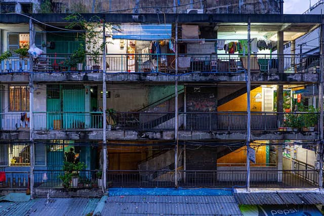 Saigon - Sundown in the Colony photo tour